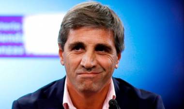 EL EQUIPO ECONÓMICO VIAJA A LA ASAMBLEA DEL FMI Y BUSCA DESTRABAR DESEMBOLSO