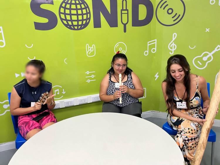 NIÑOS Y JÓVENES DE LA PROVINCIA DISFRUTAN DE CIENCIA, TECNOLOGÍA Y ARTE DURANTE EL VERANO