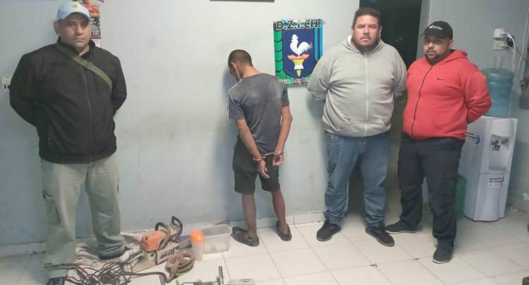 LAS BREÑAS: AGENTES DEL SERVICIO EXTERNO DEMORAN A SUJETO CON ELEMENTOS DE DUDOSA PROCEDENCIA