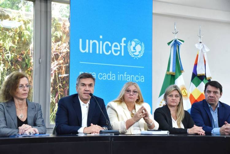 EL GOBERNADOR ZDERO JUNTO A UNICEF DAN INICIO A UN NUEVO PROGRAMA: MUNA