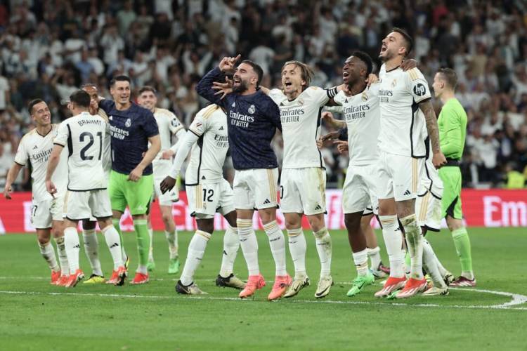 CLÁSICO ESPAÑOL: REAL MADRID BATIÓ A BARCELONA Y PALPITA LA CORONA