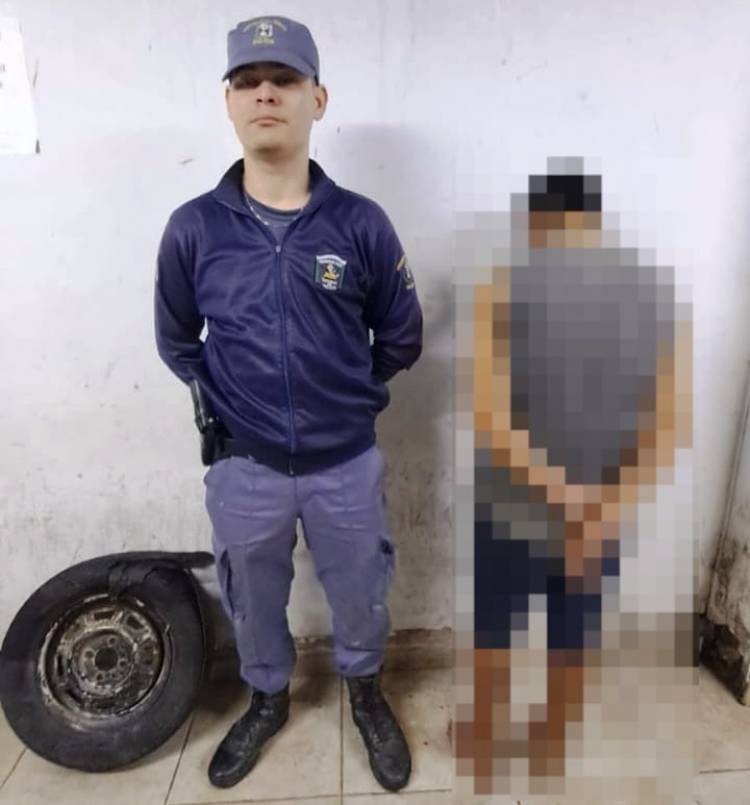 RECUPERAN UN CELULAR Y UNA RUEDA 