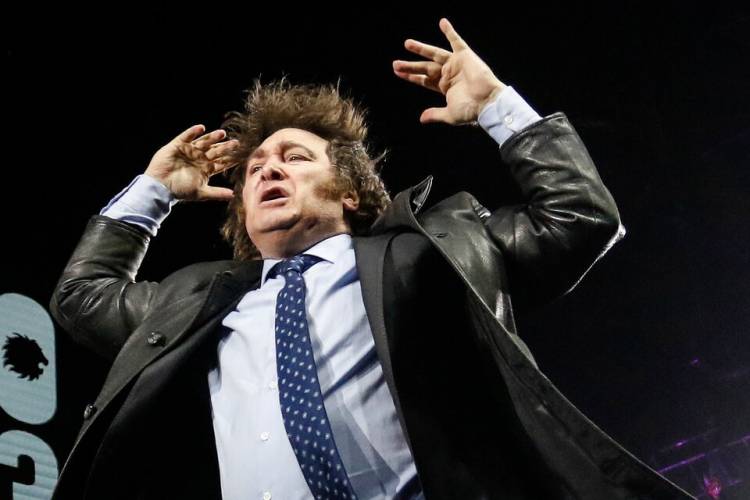 "HAY UNA PSICOSIS TOTAL, NADIE QUIERE HABLAR"