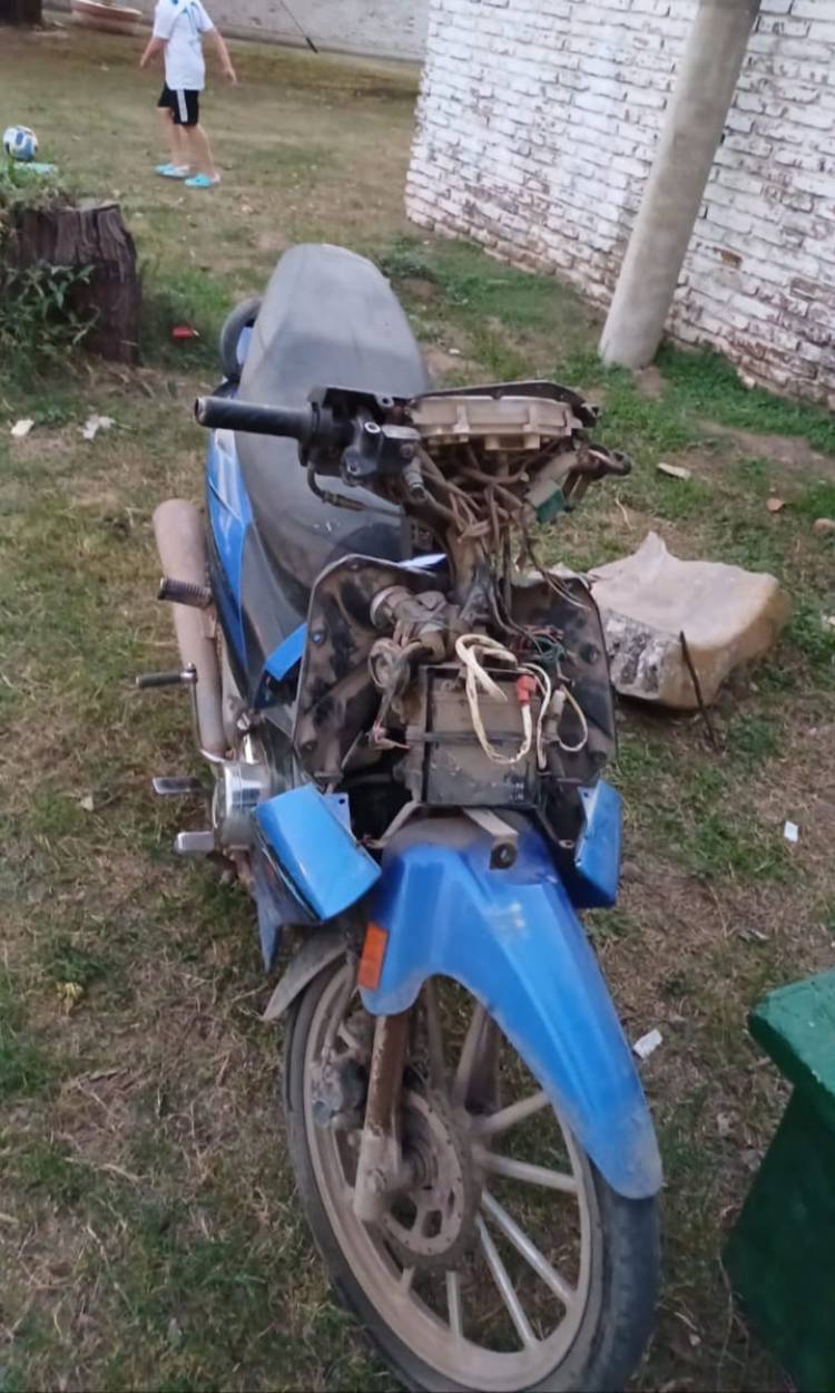 VILLA ÁNGELA: LE ROBARON LA MOTO Y POCOS DÍAS DESPUÉS LA POLICÍA LA RECUPERO