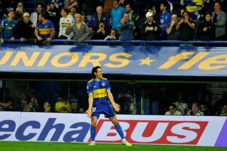 BOCA CERRÓ EL SEMESTRE CON UNA VICTORIA ANTE VÉLEZ