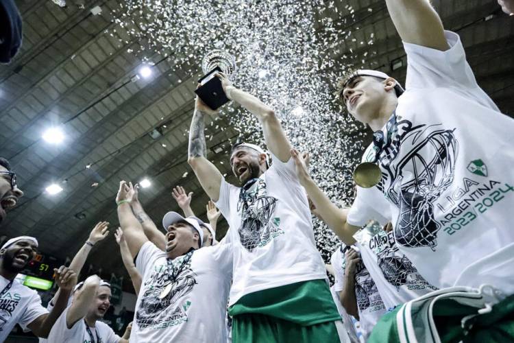 ATENAS DE CÓRDOBA ASCENDIÓ A LA LIGA NACIONAL DE BÁSQUET