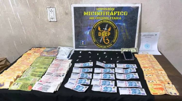 ALLANAMIENTO EN FONTANA: INCAUTAN COCAÍNA, DINERO EN EFECTIVO Y DETIENEN A UN HOMBRE