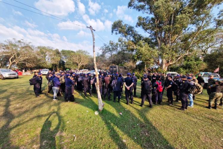 LA POLICÍA CORRENTINA SIGUE EN EL FOCO DE LAS CRÍTICAS Y SOSPECHAS POR EL CASO LOAN