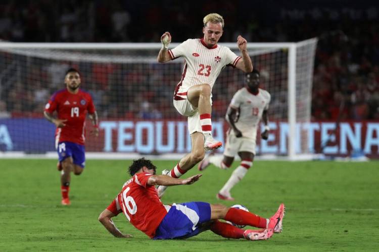 COPA AMÉRICA: CHILE NO PUDO CON CANADÁ Y SE DESPIDIÓ EN LA PRIMERA RONDA