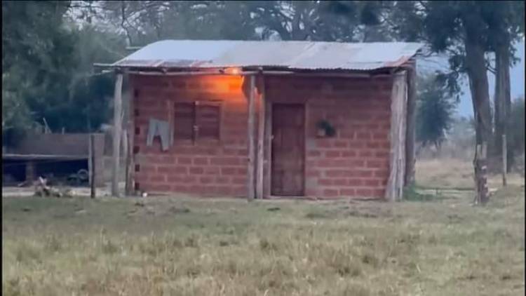 UNA JERINGA, UNA PALA Y VENTANAS TAPADAS