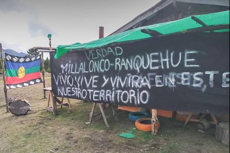 LA DISPUTA POR LAS TIERRAS ENTRE EJÉRCITO Y UNA COMUNIDAD MAPUCHE DE BARILOCHE