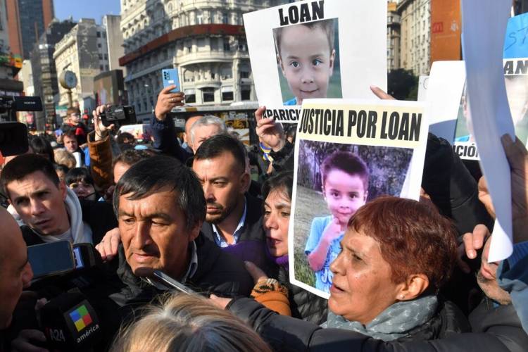 RECLAMO POR LOAN EN EL OBELISCO