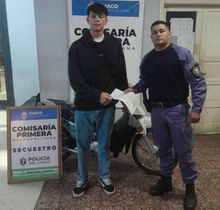 RESTITUYEN UNA MOTO Y SECUESTRAN UN AUTO 