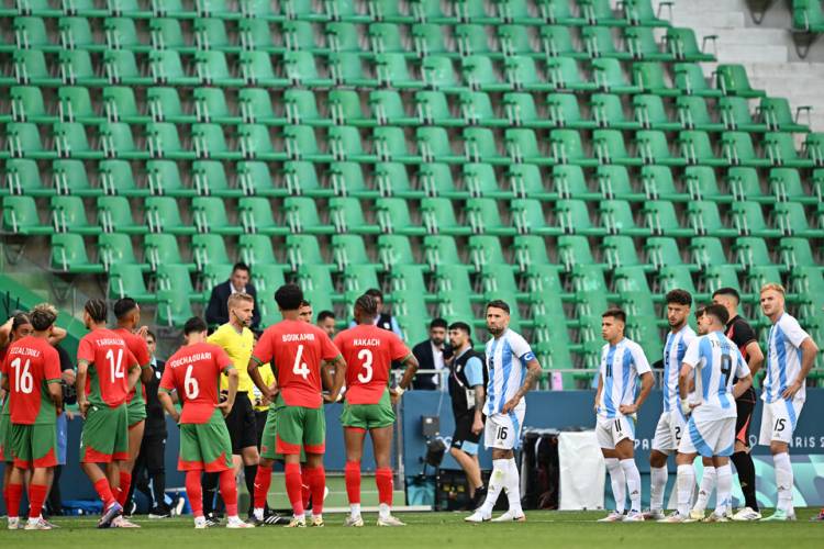 GOL ANULADO, PENAL NO COBRADO Y ESCÁNDALO: ¿QUÉ PASÓ EN ARGENTINA VS MARRUECOS POR LOS JUEGOS OLÍMPICOS?