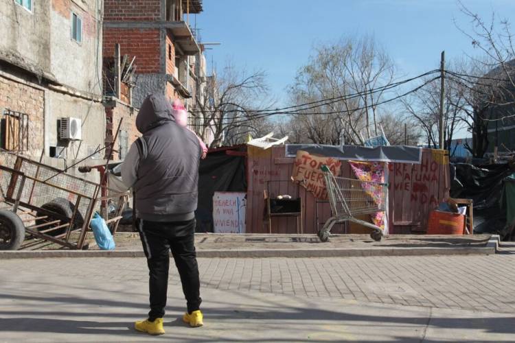 UN ADOLESCENTE MANIPULABA UN ARMA Y MATÓ AL AMIGO 