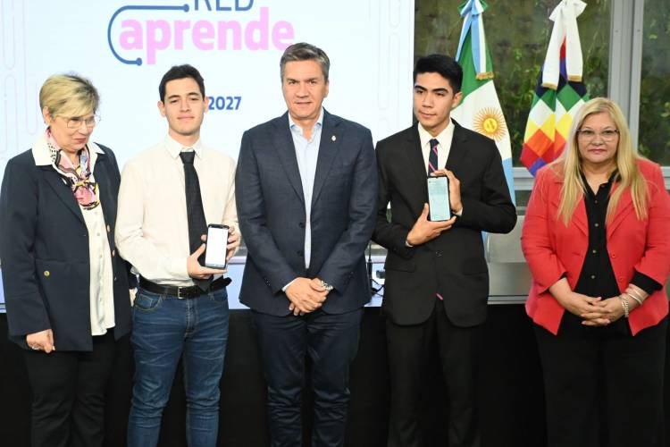 EL PODER LEGISLATIVO PRESENTE EN EL LANZAMIENTO DEL PROGRAMA RED APRENDE   