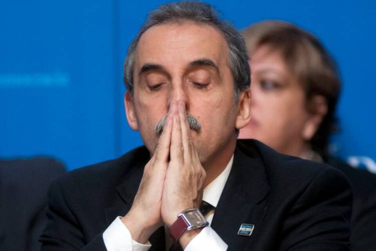 CONDENA DE 3 AÑOS A MORENO