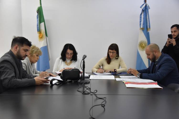 ANALIZAN LA CONFIRMACIÓN DE LA COMISIÓN DE CULTURA EN EL ÁMBITO DEL PODER LEGISLATIVO 