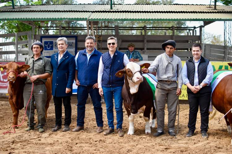 VILLA ÁNGELA: CON LA PRESENCIA DEL GOBERNADOR ZDERO COMENZÓ LA 43º EXPOSICIÓN RURAL 2024