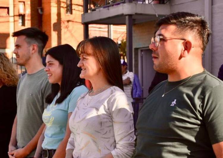 RESIDENCIA ESTUDIANTIL N°1: LA VICEGOBERNADORA SCHNEIDER ACOMPAÑÓ HOY LA CELEBRACIÓN DE LOS ESTUDIANTES