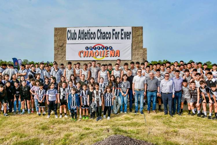 EL GOBERNADOR ZDERO Y FOR EVER FIRMARON UN CONVENIO PARA FINALIZAR OBRAS DEL CENTRO DE ENTRENAMIENTO DEL CLUB