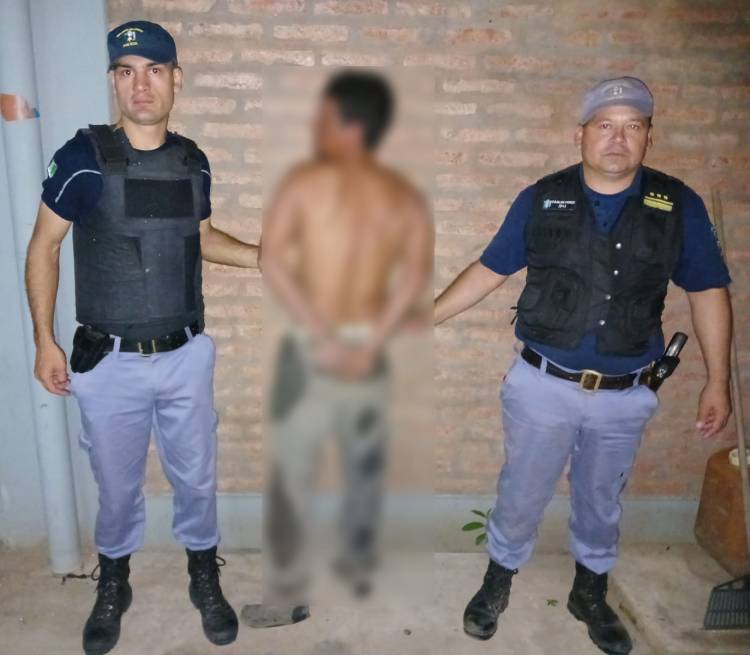 DESOBEDECIO UNA PROHIBICIÓN DE ACERCAMIENTO Y TERMINO DETENIDO 