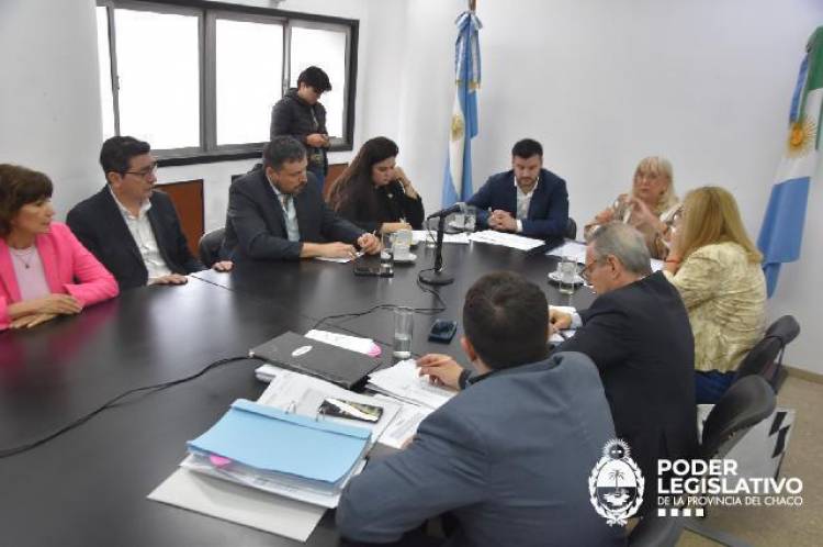 DIPUTADOS SE REUNIERON CON AUTORIDADES DEL TRIBUNAL DE CUENTAS Y TRIBUNAL ELECTORAL POR EL PRESUPUESTO 2025