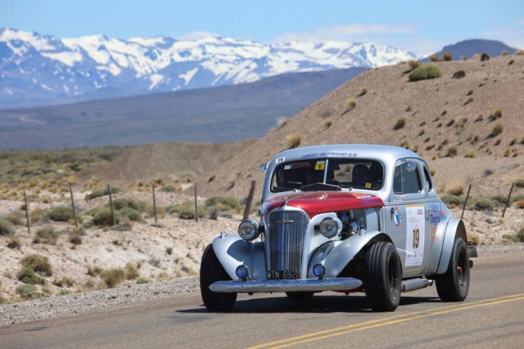 GRAN PREMIO HISTÓRICO: LOS CLÁSICOS RETOMAN LA MARCHA