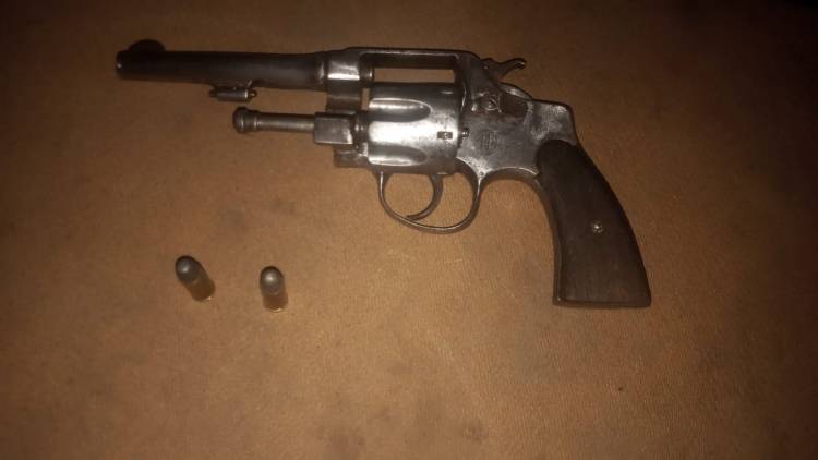  DETIENEN A UN HOMBRE POR TENTATIVA DE FEMICIDIO, LESIONES Y TENENCIA ILEGAL DE ARMA DE FUEGO