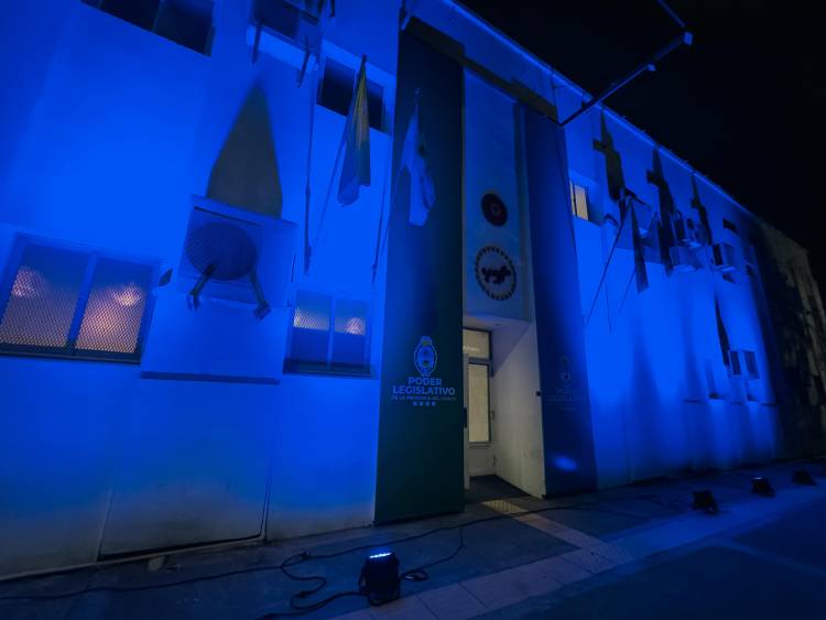 DÍA MUNDIAL DE LA DIABETES: EL PODER LEGISLATIVO SE ILUMINÓ DE AZUL