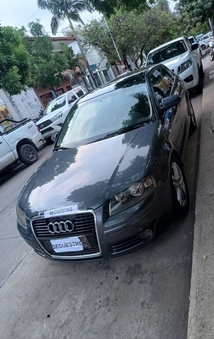 DEPARTAMENTO DE INVESTIGACIONES COMPLEJAS SECUESTRAN UN VEHÍCULO AUDI CON PEDIDO DE SECUESTRO ACTIVO EN RESISTENCIA