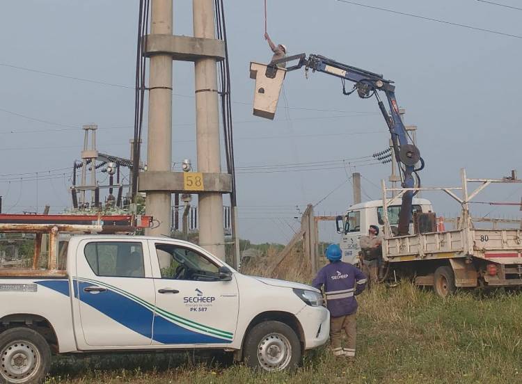 CASTELLI: SECHEEP MEJORA LA RED ELÉCTRICA EN LA LOCALIDAD