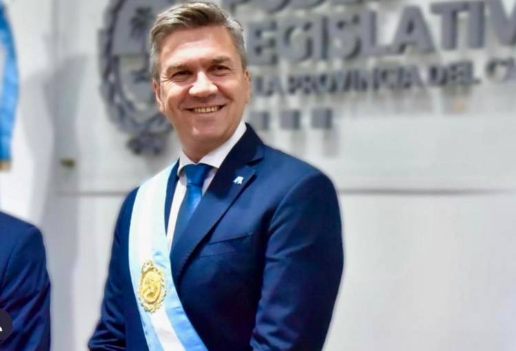 PRIMER AÑO DE ZDERO: ENTRE LOS 4 MEJORES GOBERNADORES DEL PAÍS