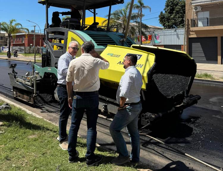 EL GOBIERNO PROVINCIAL AVANZA EN LOS DISTINTOS FRENTES DE OBRA, CON LA REPAVIMENTACIÓN DE LA AV. 9 DE JULIO