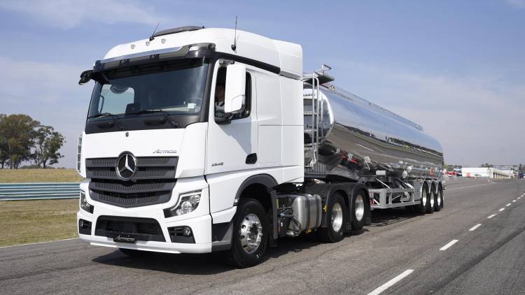 MOVER UN CAMIÓN EN LA ARGENTINA DURANTE 2024 FUE UN 85% MÁS CARO QUE EL AÑO PREVIO