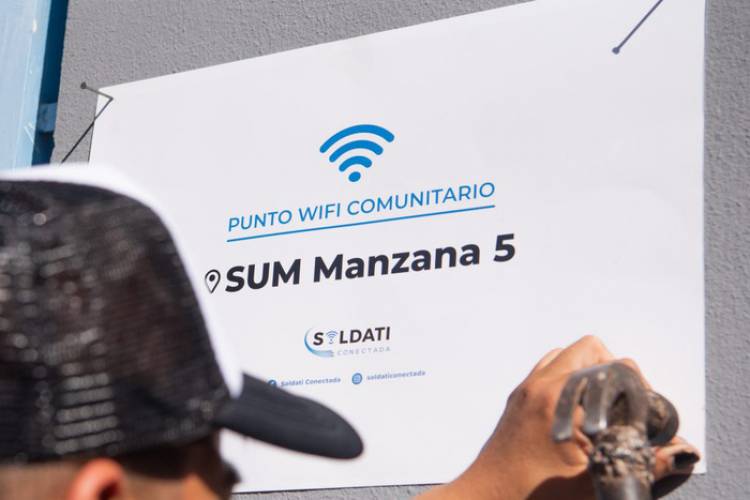 AISLADOS Y DESCONECTADOS