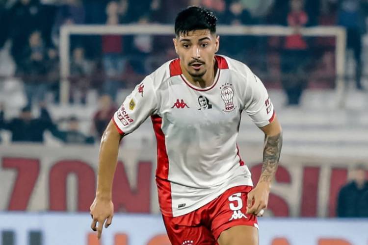 BOCA JUNIORS: EL CHILENO ALARCÓN ES EL SEXTO REFUERZO