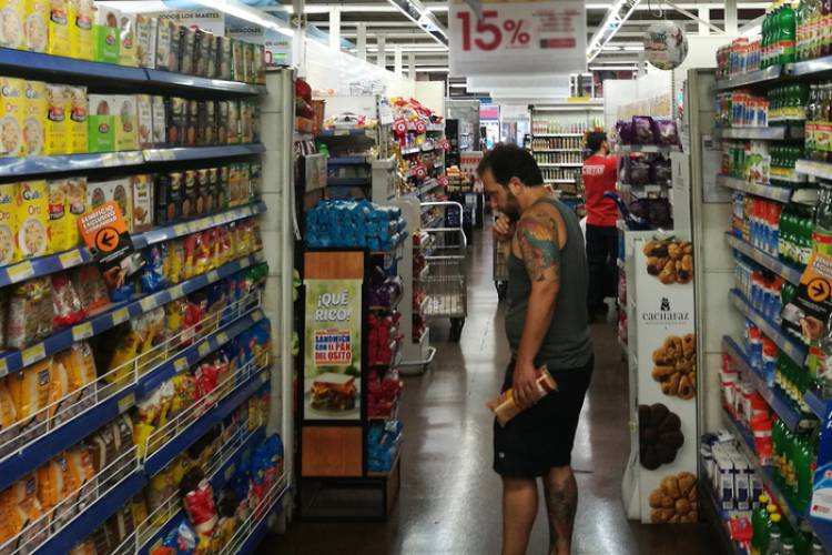 ELIMINAN TRÁMITES PARA IMPORTAR ALIMENTOS 