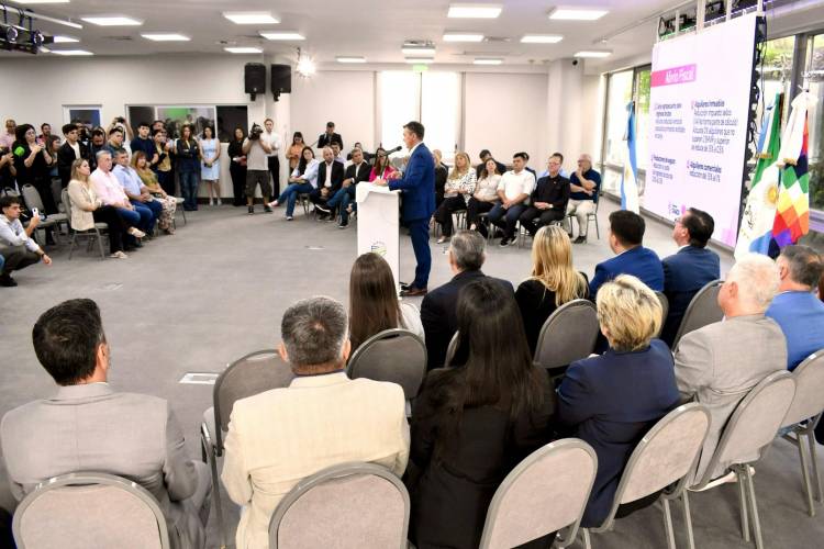 DÍA HISTÓRICO: CHACO BAJA IMPUESTOS