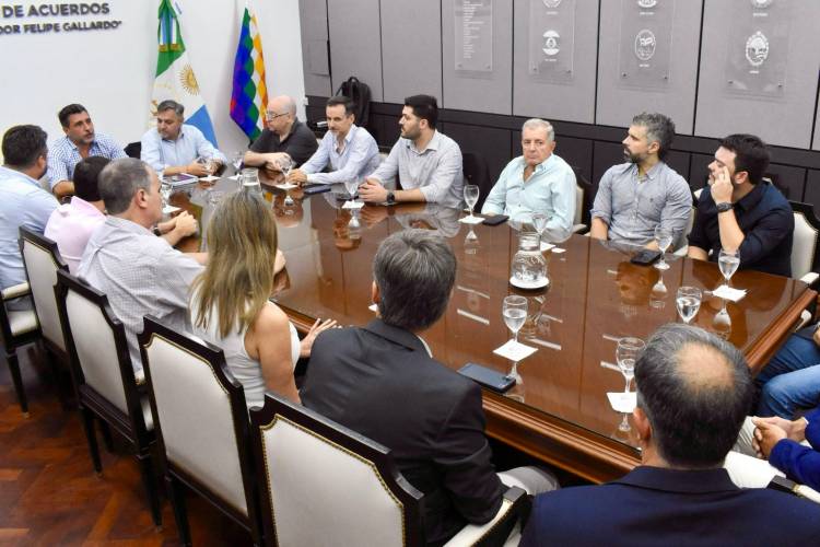 CÁMARAS Y ENTIDADES DEL SECTOR ECONÓMICO RESPALDARON LA BAJA DE IMPUESTOS ANUNCIADAS POR EL GOBERNADOR ZDERO