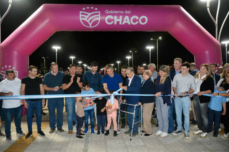 PARQUE DEL CENTENARIO: “A DON HUGO, GRACIAS, PORQUE SU NOMBRE NOS AYUDA A UNIR A LOS QUITILIPENSES” EXPRESÓ EL GOBERNADOR ZDERO