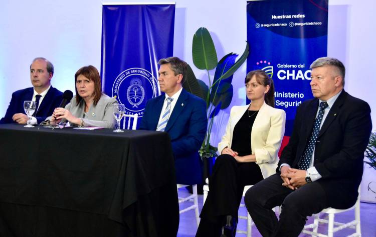 EL GOBERNADOR ZDERO Y LA MINISTRA BULLRICH ACOMPAÑARON EL CIERRE DEL CURSO AVANZADO DE LUCHA CONTRA EL NARCOTRÁFICO