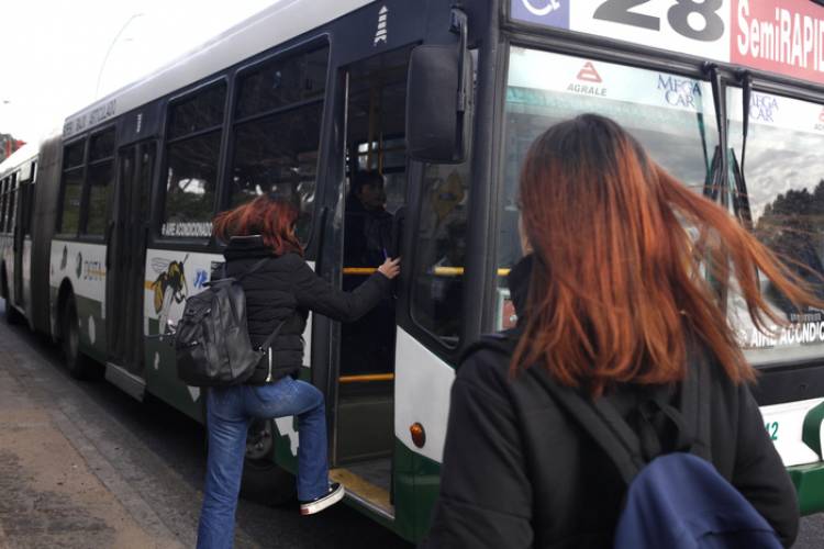 VUELVE A SUBIR EL TRANSPORTE