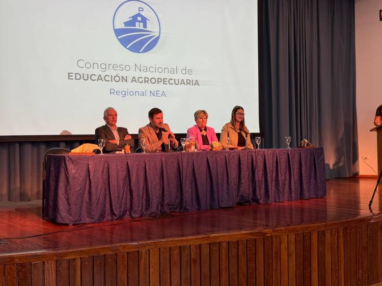 CHACO REAFIRMÓ EL PROYECTO DE VINCULAR LA PRODUCCIÓN, EDUCACIÓN Y EL EMPLEO EN ENCUENTRO DE ESCUELAS AGROPECUARIAS DEL NEA