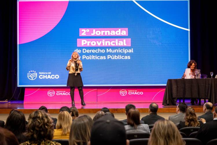 CIERRE DE LA 2° JORNADA PROVINCIAL DE DERECHO MUNICIPAL Y POLÍTICAS PÚBLICAS “SEGUIMOS EL LINEAMIENTO DEL GOBERNADOR ZDERO DE BRINDAR HERRAMIENTAS TÉCNICAS A LOS MUNICIPIOS, ÉSA ES LA CONSIGNA”- DIJO RESICO