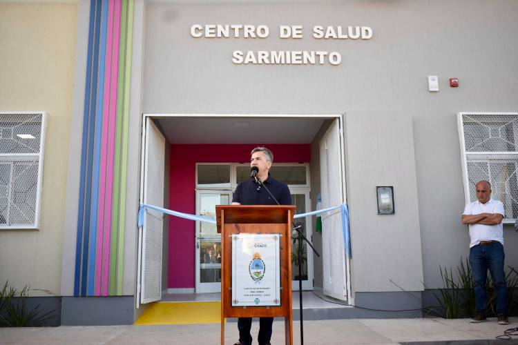 OBRAS QUE CAMBIAN VIDAS: EL GOBERNADOR ZDERO INAUGURÓ EL NUEVO CENTRO DE SALUD DEL BARRIO SARMIENTO, EN CASTELLI