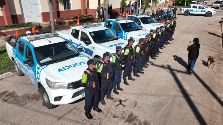 LA LABOR POLICIAL FUE RECONOCIDA POR EL JEFE DE POLICIA Y EL GOBIERNO PROVINCIAL