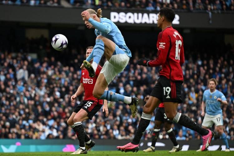 PREMIER LEAGUE: MANCHESTER CITY GANÓ EL CLÁSICO Y SIGUE A TIRO DE LA CIMA