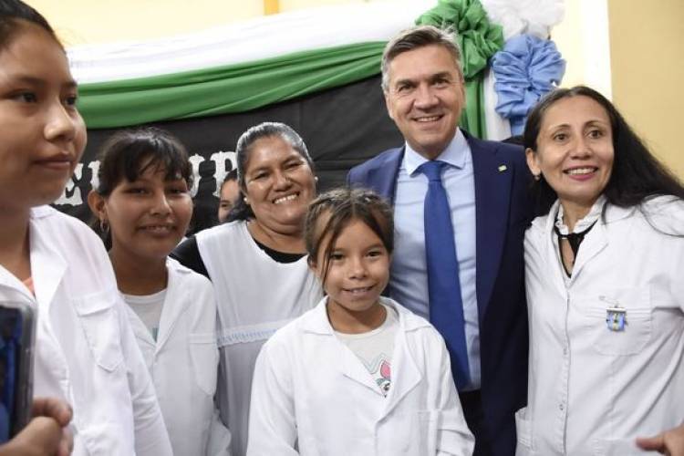 EL GOBERNADOR ZDERO INAUGURÓ EL CICLO LECTIVO 2024 DESDE LA EEP N° 59 DE QUITILIPI