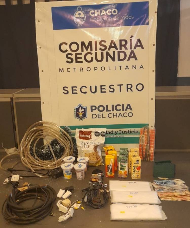 DETENIDO POR ANDAR EN LOS TECHOS DE LOS VECINOS 